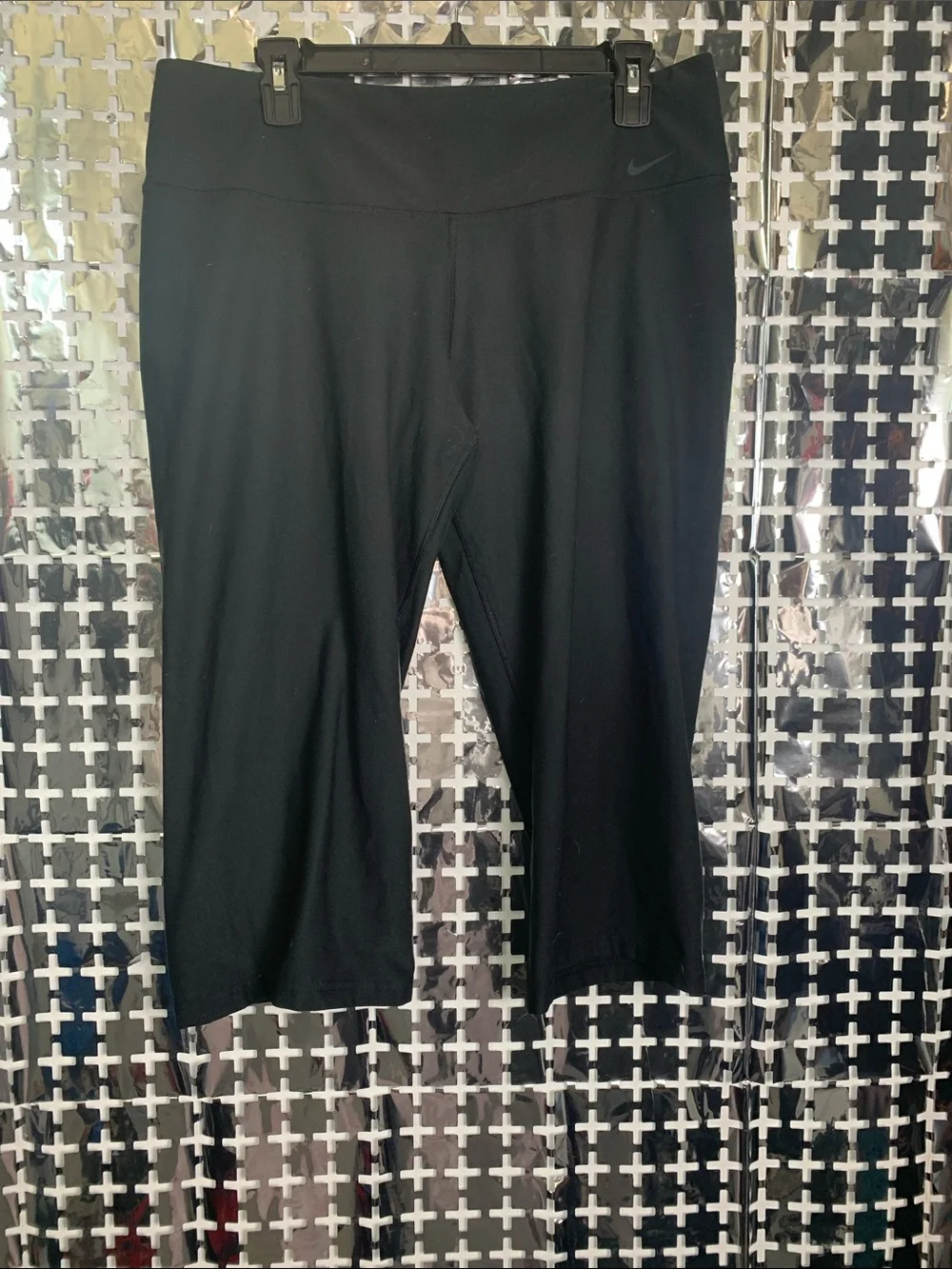 Nike Black Capri Leggings with Subtle Swoosh